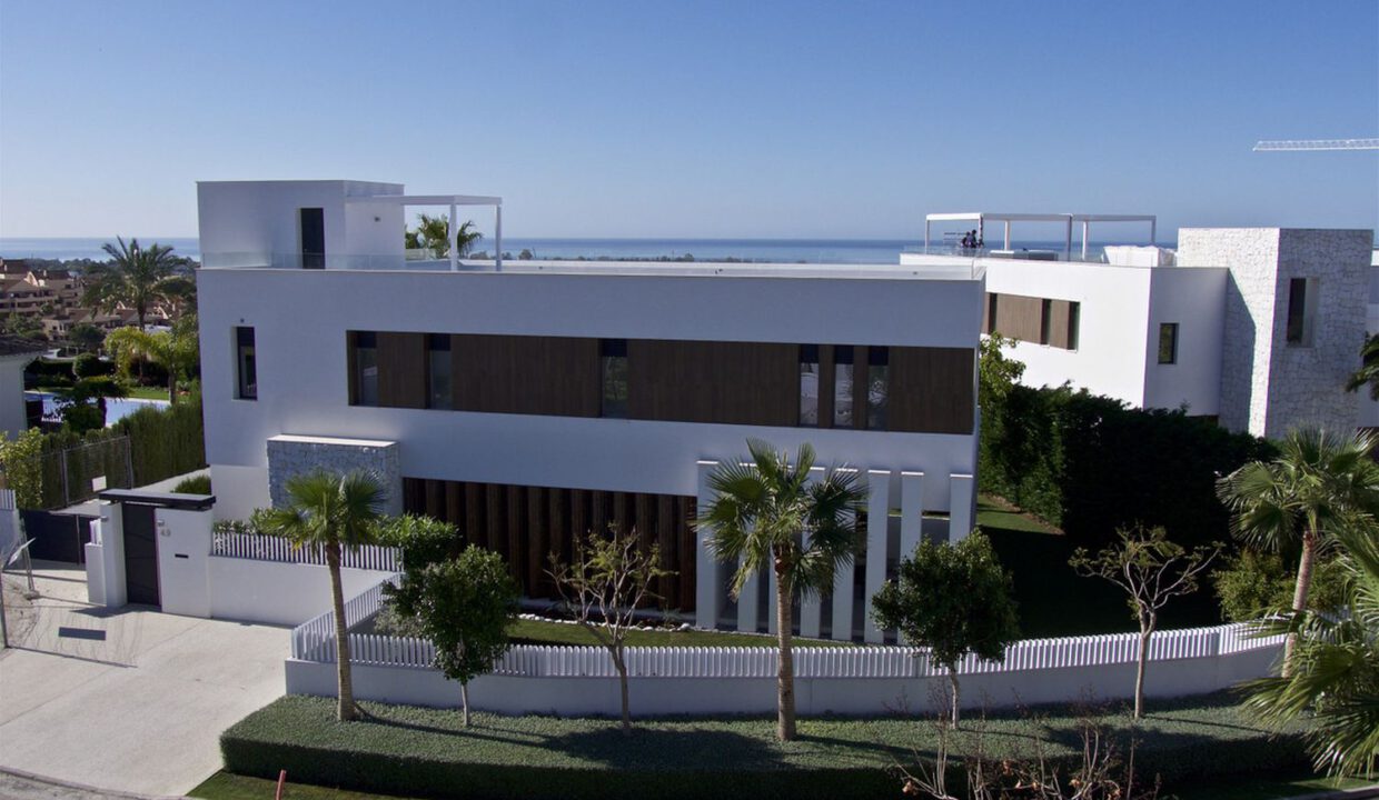 detached-benahavis-3