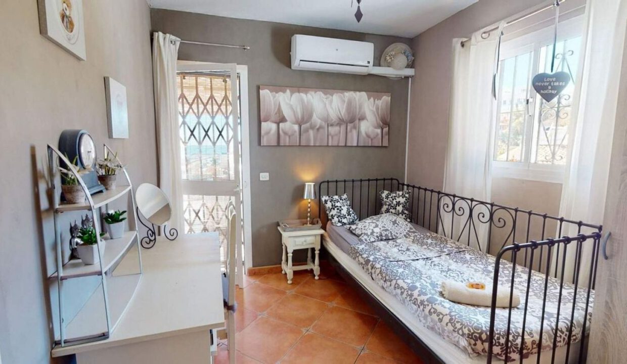 funegirola-castle-villa-10