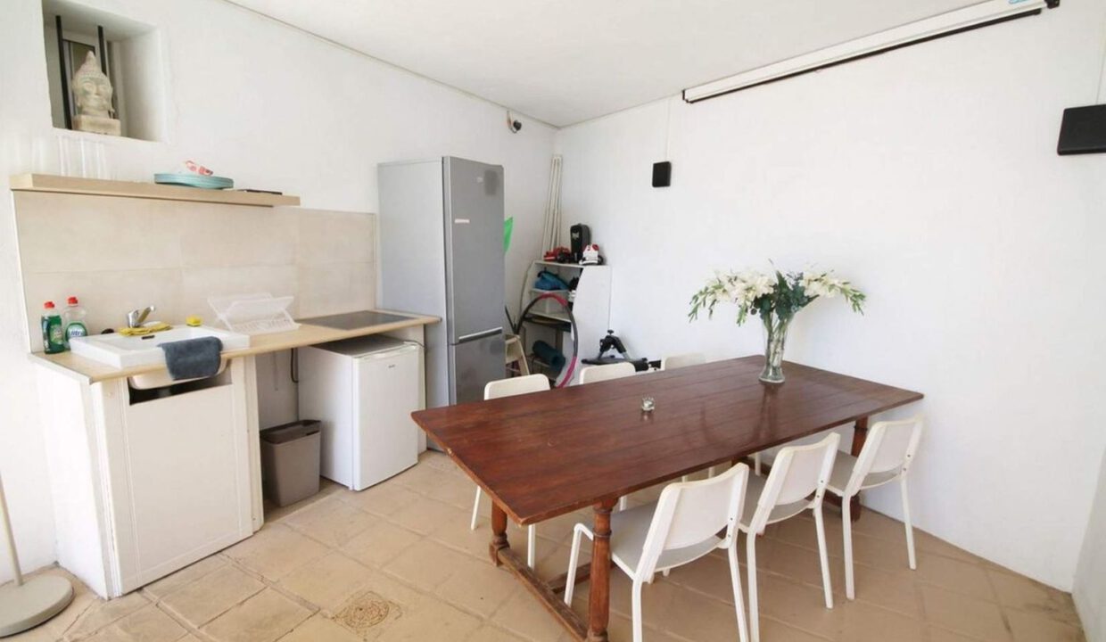 funegirola-castle-villa-14