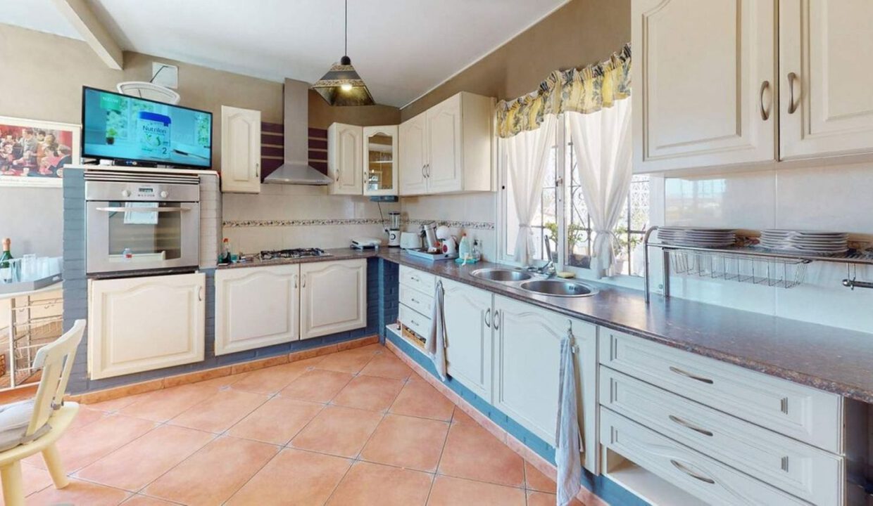 funegirola-castle-villa-20