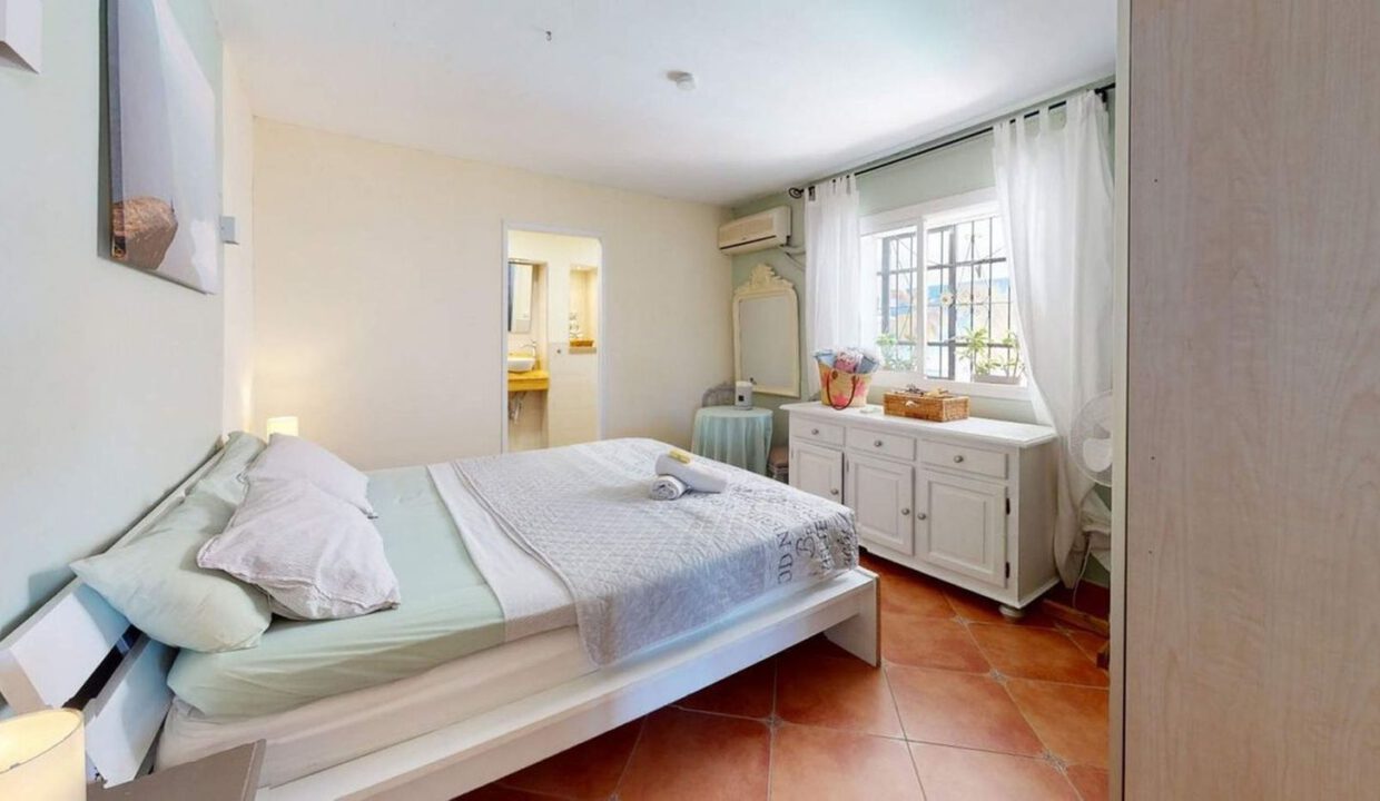 funegirola-castle-villa-6