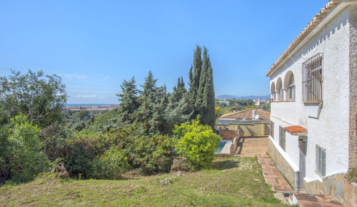 rustic-villa-marbella-22