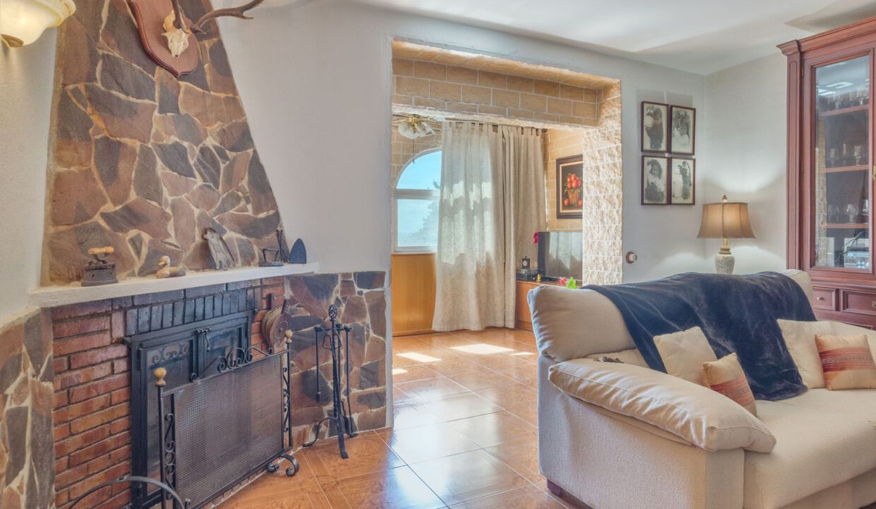 rustic-villa-marbella-7