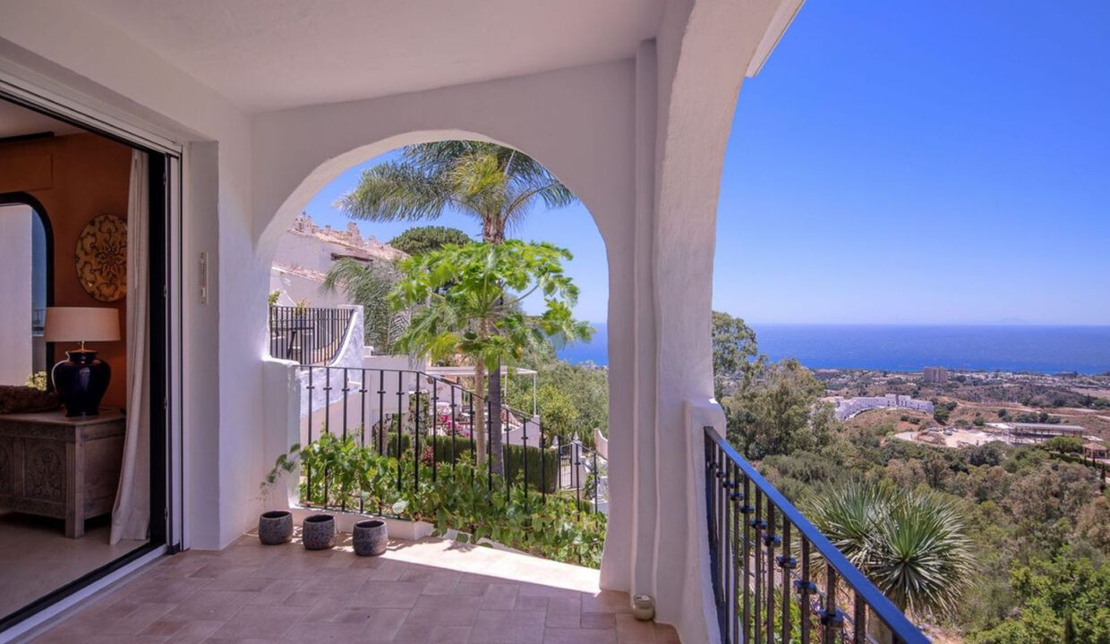 altos-de-los-monteros-semi-7