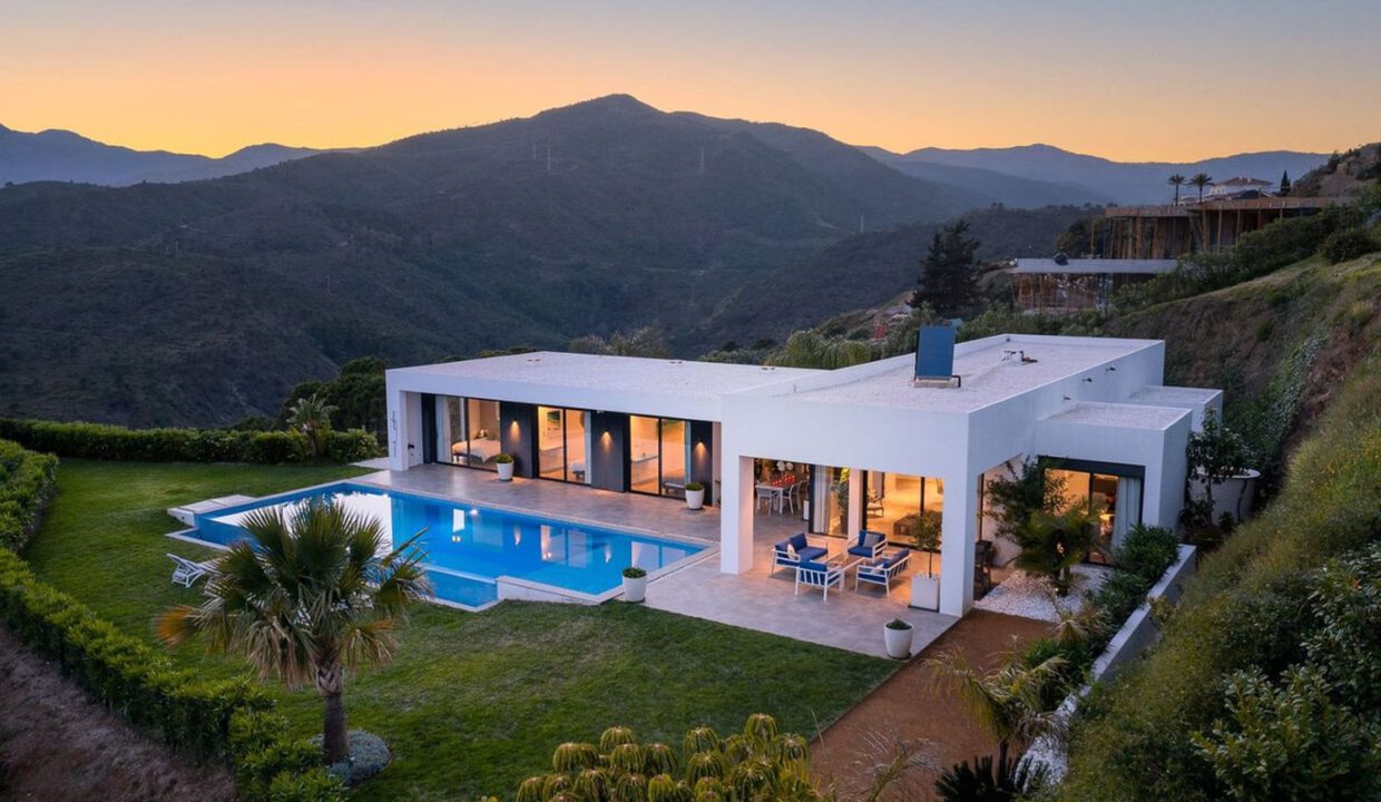 benahavis-monte-mayor-villa-1