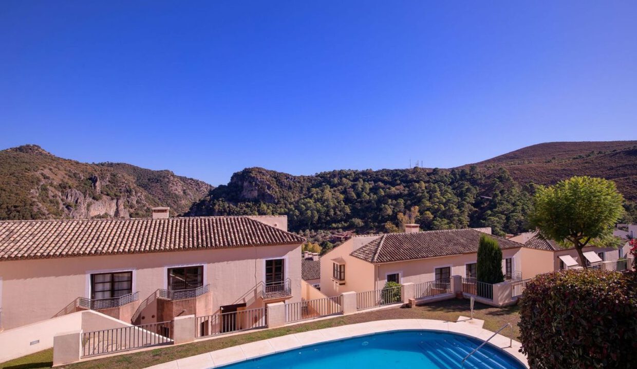 benahavis-townhouse-2