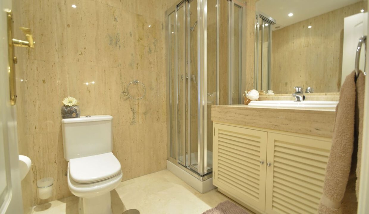 elviria-apartment-13