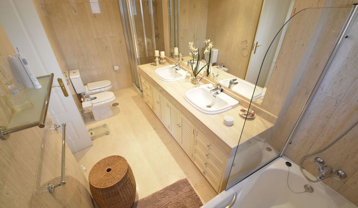 elviria-apartment-9
