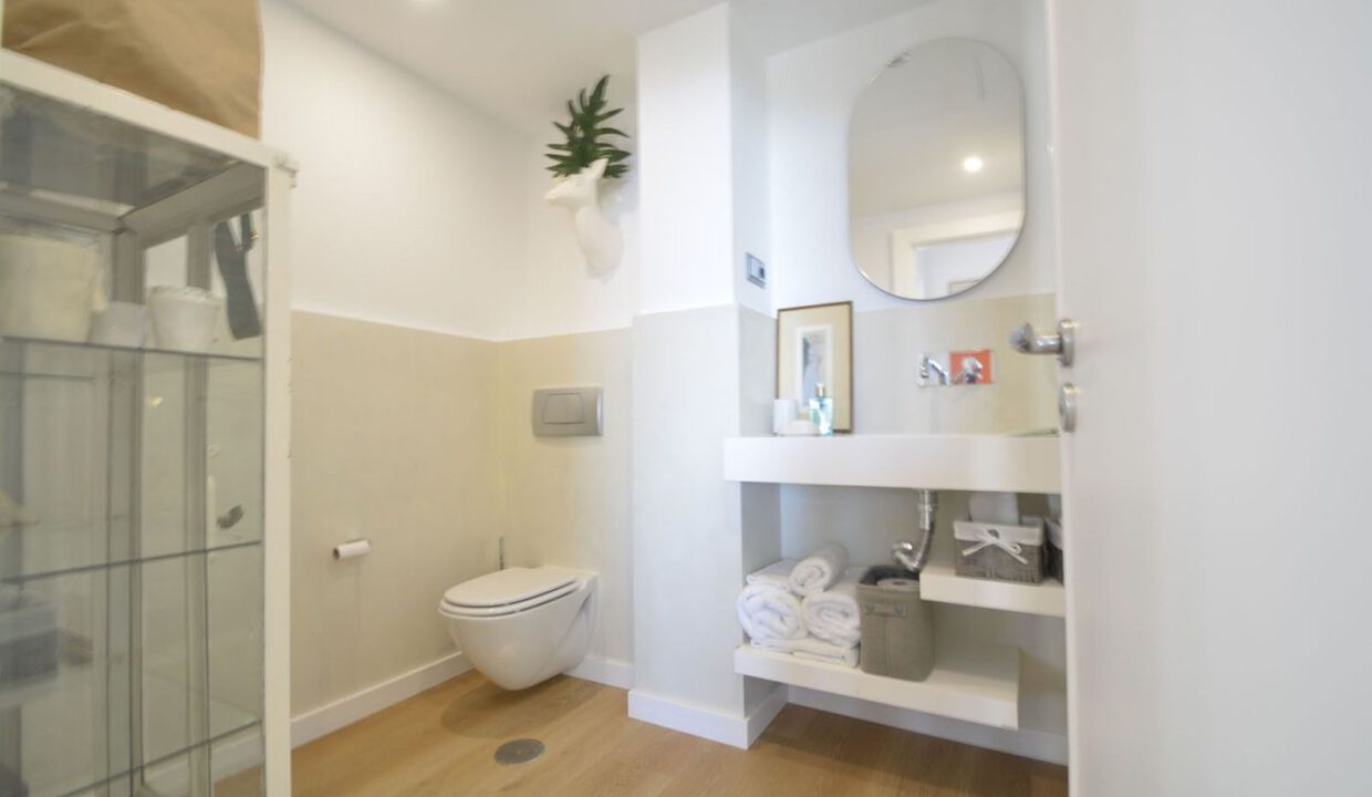 los-monteros-apartment-10