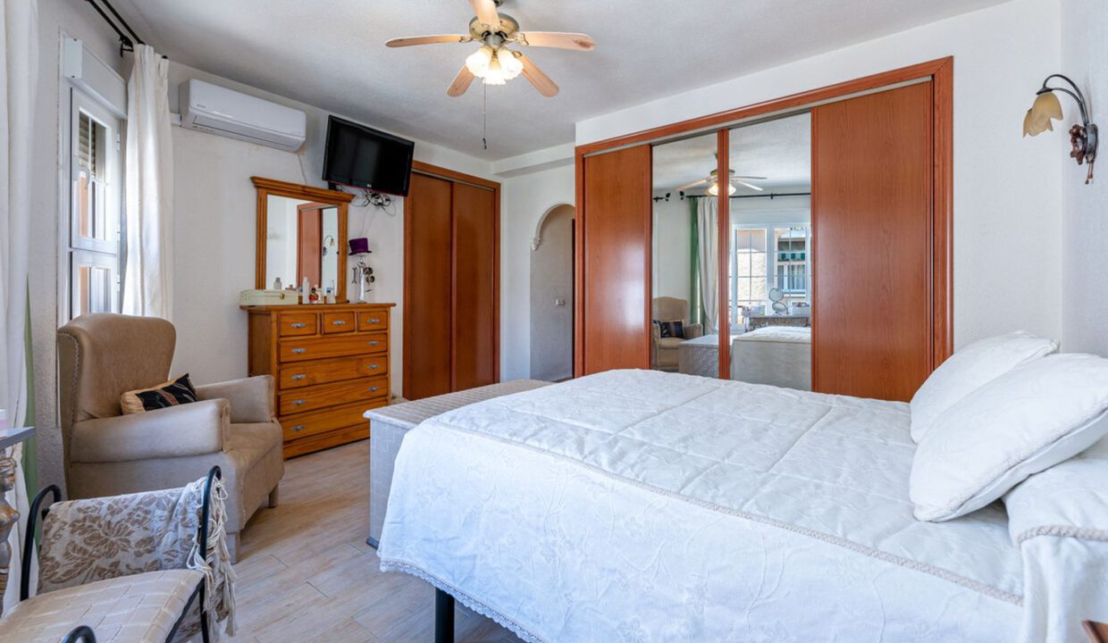 los-pacos-semi-detached-4