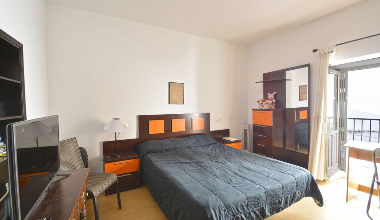 marbella-semi-detached-12