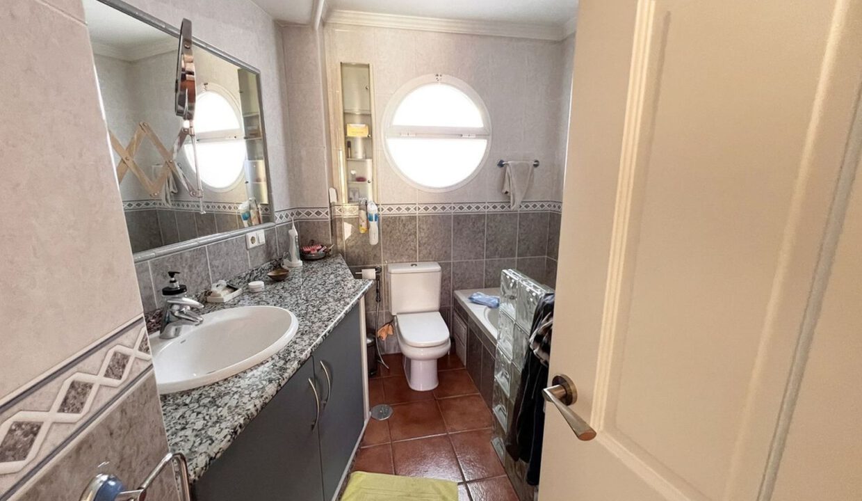 lospacos-townhouse-12