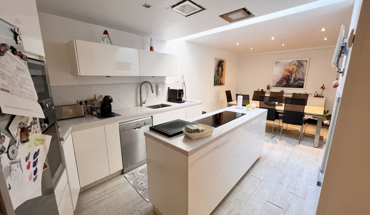 lospacos-townhouse-8