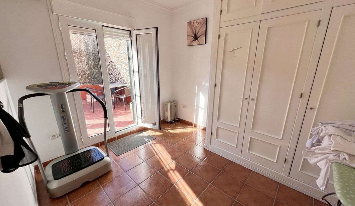 lospacos-townhouse-9